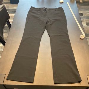 Express columnist size 12L black dress pant.